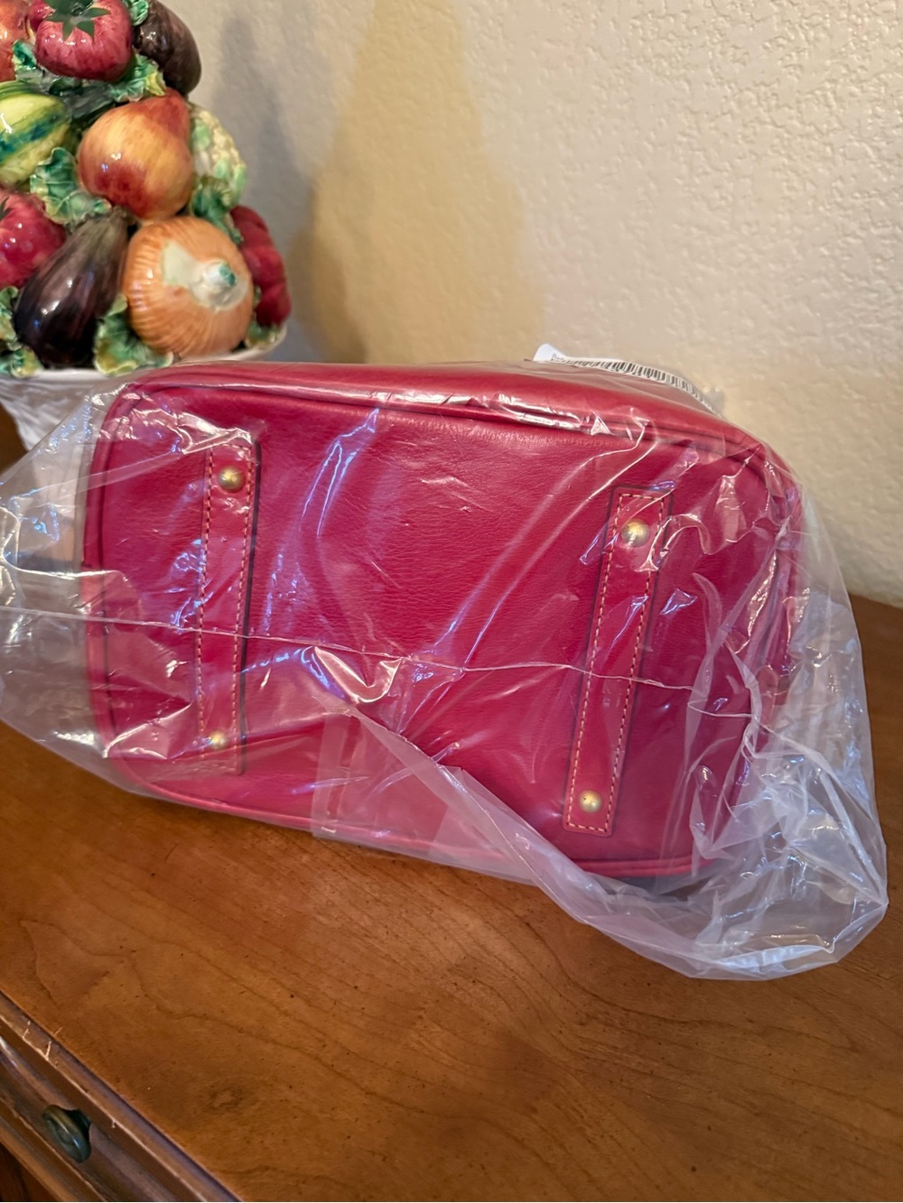 Dooney & Bourke Florentine Leather Drawstring Bucket Shoulder Red Handbag NWT - Picture 7 of 10